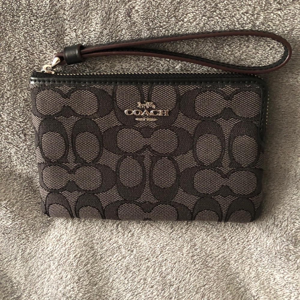 Coach Signature Wristlet — EUC